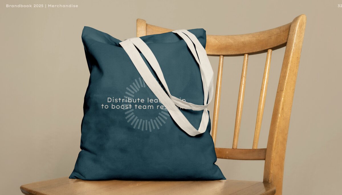 Tote bag